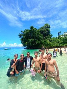 PIKNIK DI PANTAI AMO DESA TUAKARA